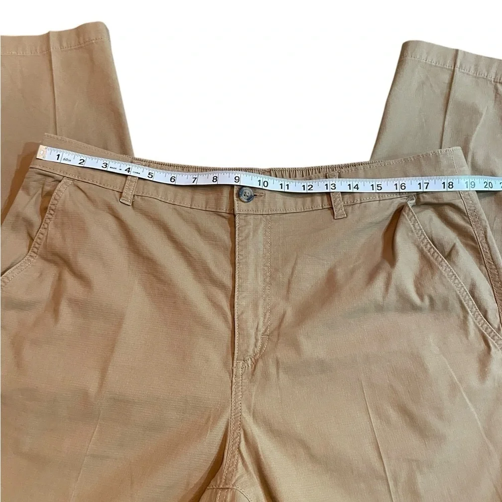 Eddie Bauer Men’s Khaki Pants Size 38